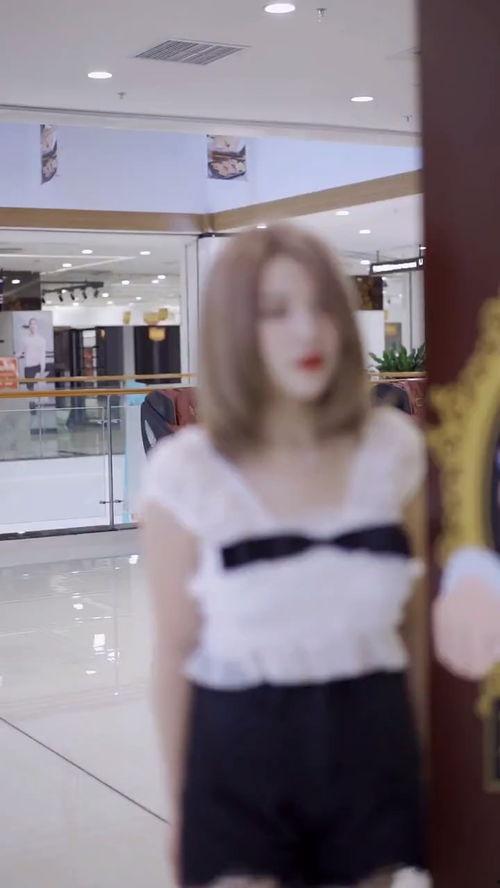 酒店白白女友在线视频,揭秘白白女友的在线直播秘密  第2张